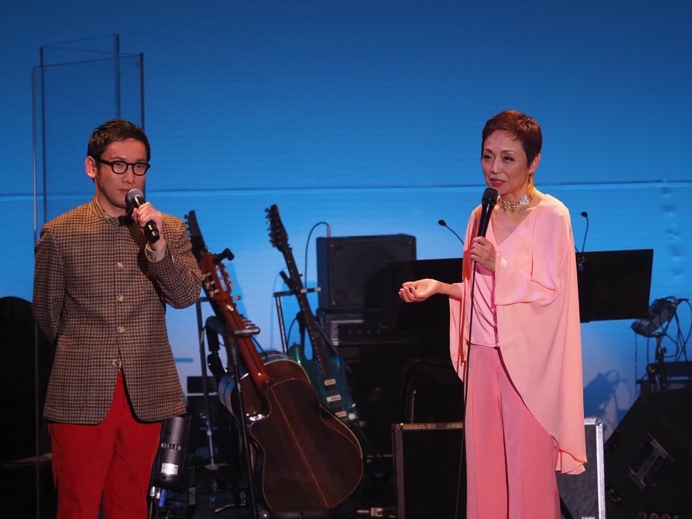 クミコがデビュー35周年記念コンサートでヒット曲＆人気曲を完全網羅