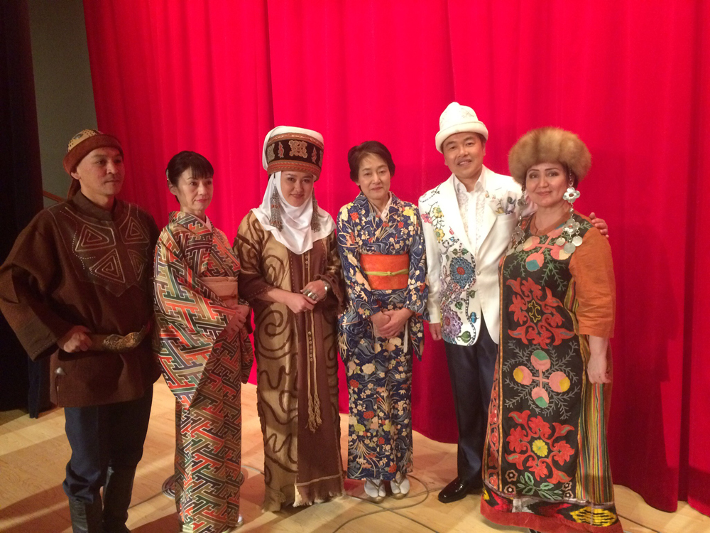三田りょう、キルギス共和国建国26周年・日本国交25周年記念パーティに出席