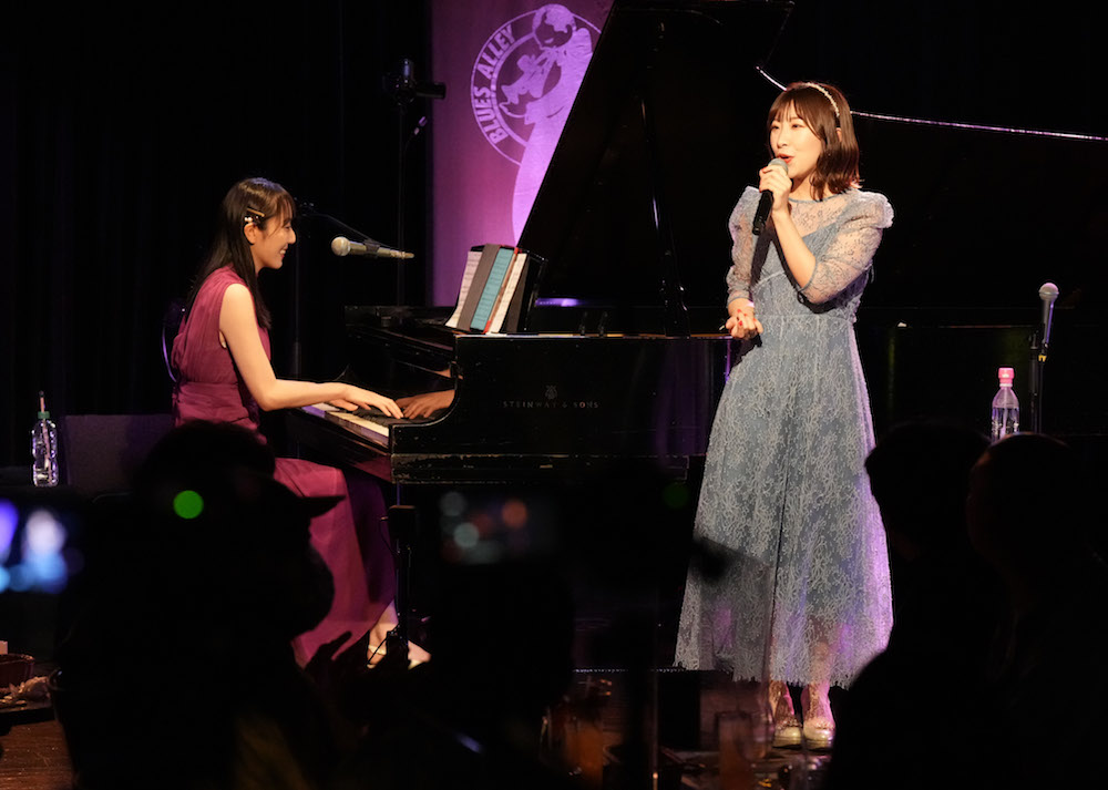 岩佐美咲・松井咲子、AKB48同期コンビが初のジョイントライブ「本当に楽しい時間」