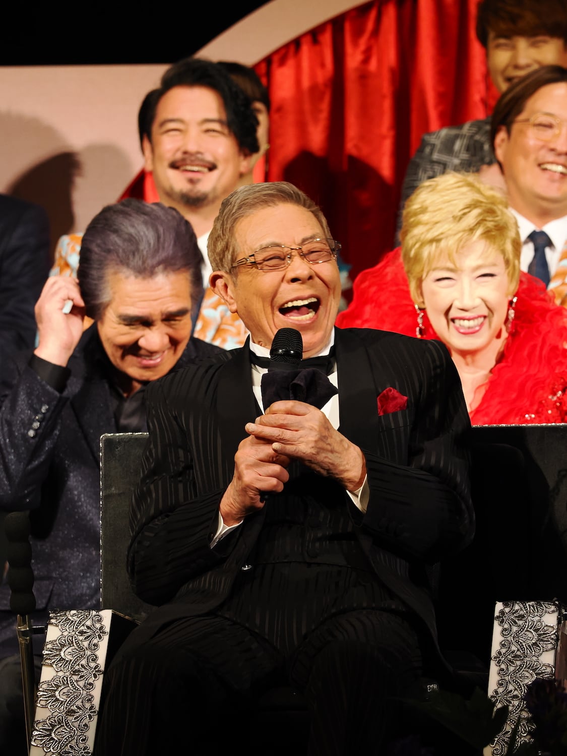 日本クラウン創立60周年記念コンサート開催、レーベルの垣根を越え芸道60周年の北島三郎を出演歌手全員でお祝い